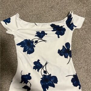Dynamite White and Blue Floral Off the Shoulder Boat Neck Shirt Top Size Small